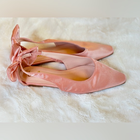 Lulus Baby Pink Satin Bow Flats Size Seven & A Half - Picture 5 of 14